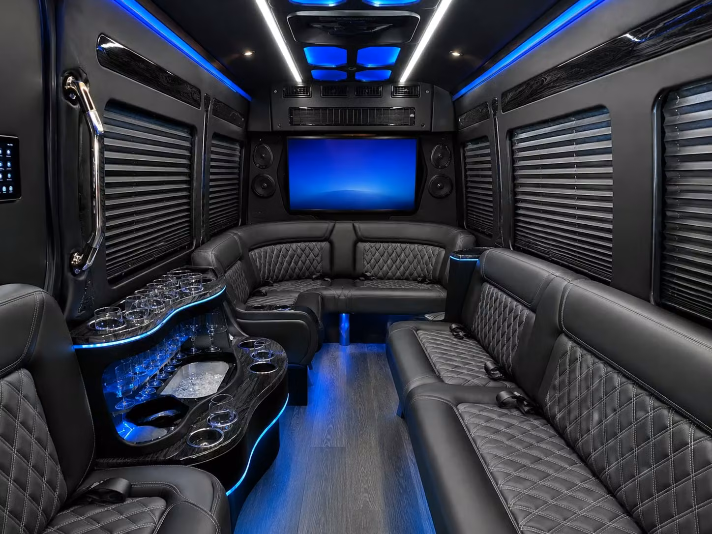 when youth sports leagues and club teams need group transportation